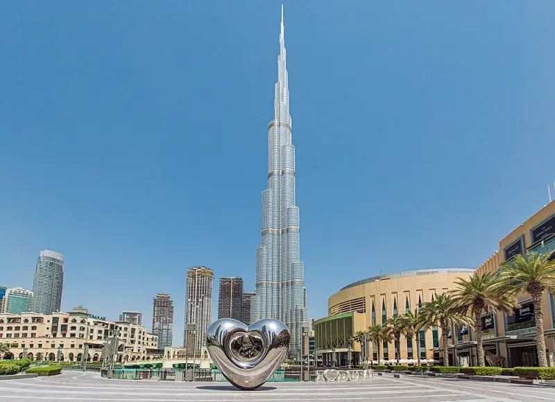 برج خلیفه امارات؛ منبع عکس وب سایت Worldfamousthings.com. عکاس نامشخص