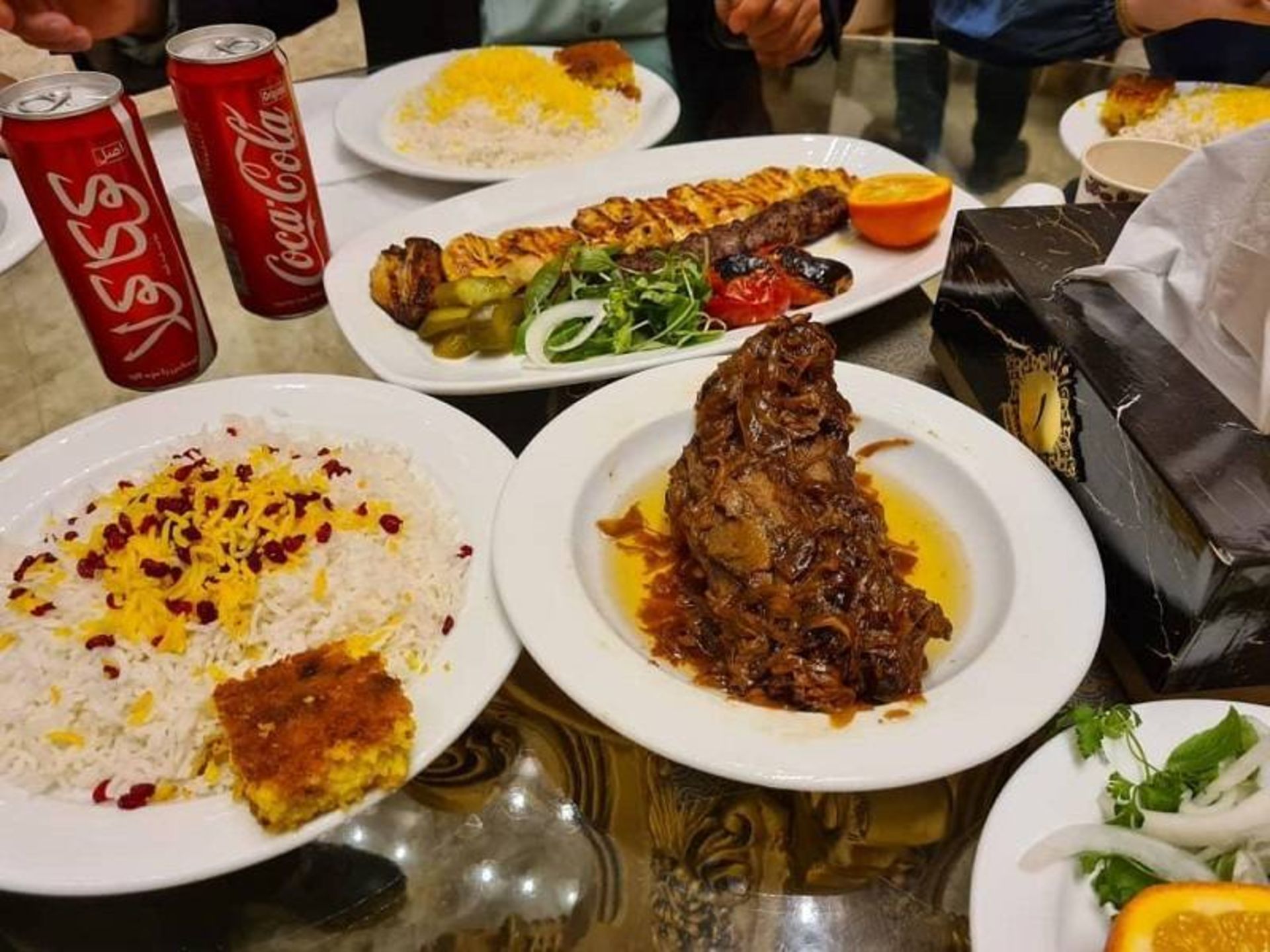 چلو گردن رستوران حاج رحیم سمنان؛ منبع عکس: گوگل مپ؛ عکاس: پوریا قشقایی