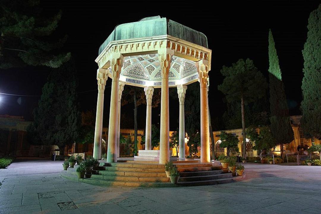 حافظیه شیراز؛ منبع عکس: ویکی مدیا؛ عکاس: Froozan