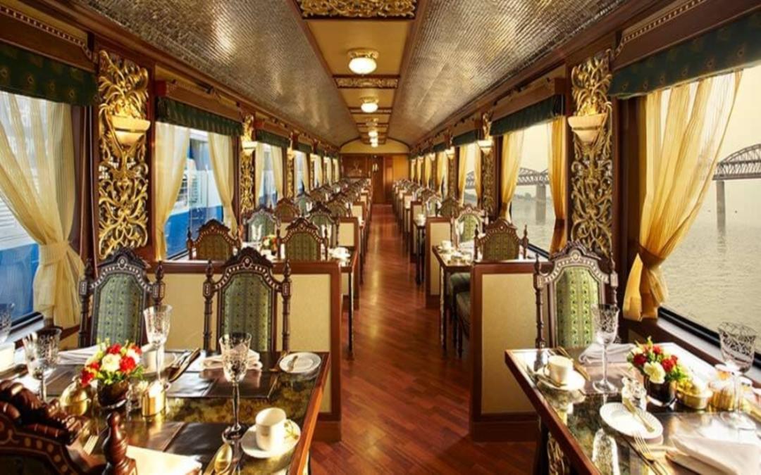 قطار مهاراجه اکسپرس از لوکس ترین قطارهای جهان؛ منبع عکس: سایت greatrail.com. عکاس: نامشخص