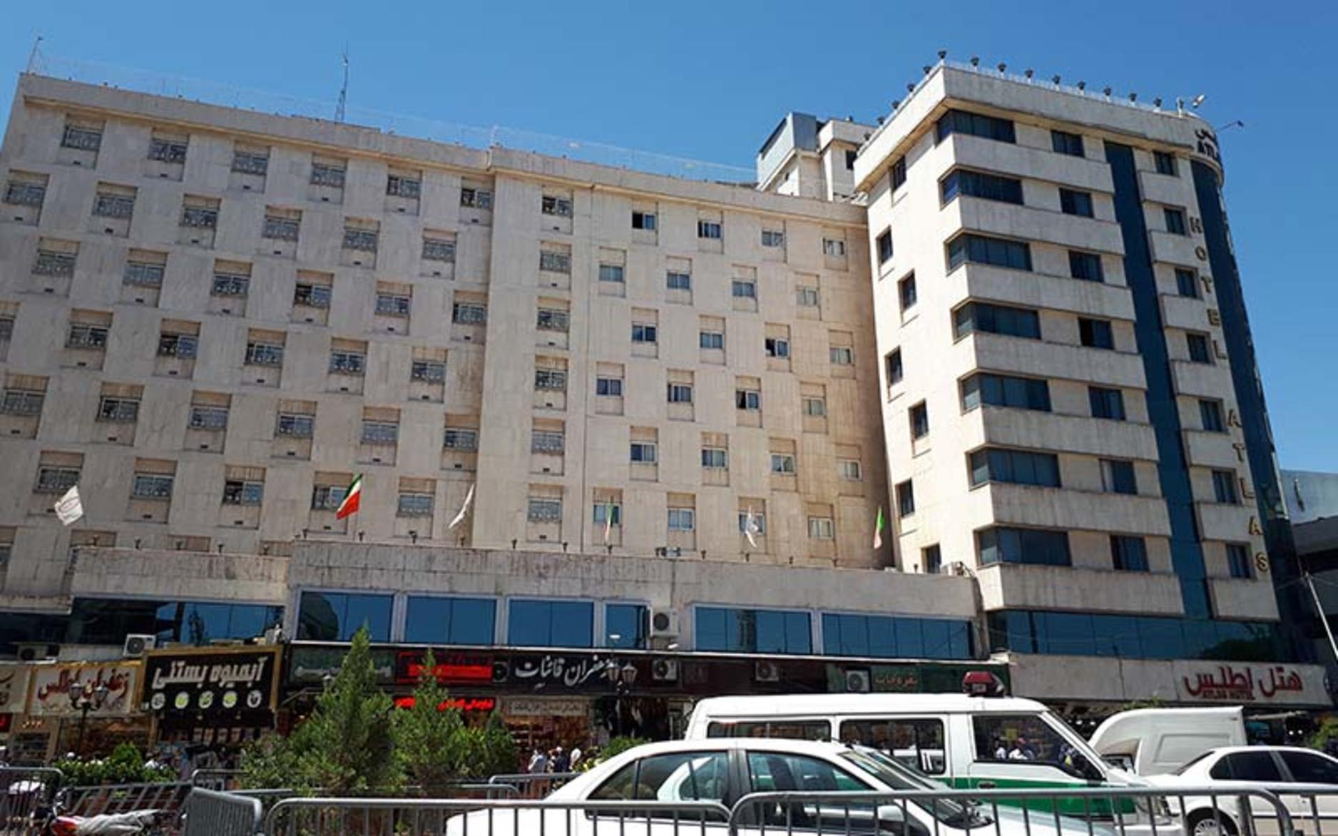 نمای بیرونی هتل اطلس مشهد، منبع عکس: گوگل مپ، عکاس: محمدرضا امیری