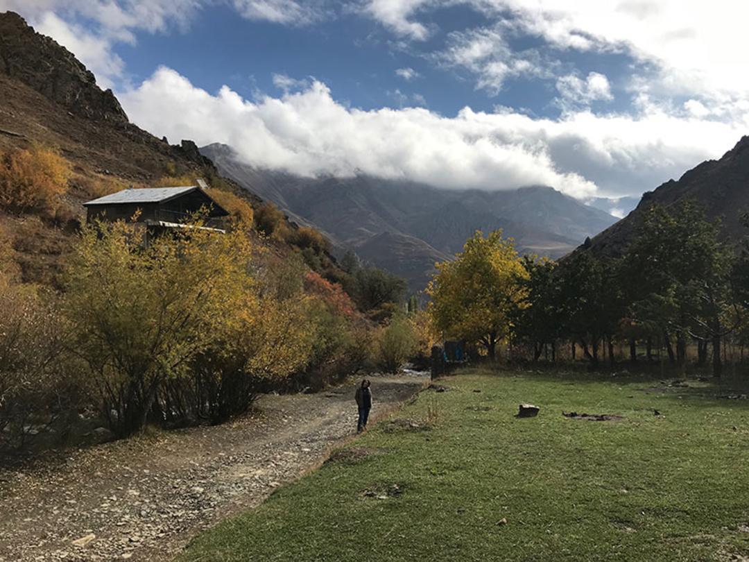 مناظر زیبای طبیعت روستای آبنیک در نزدیکی فشم؛ منبع عکس: گوگل مپ؛ عکاس: علیرضا خوشمهر