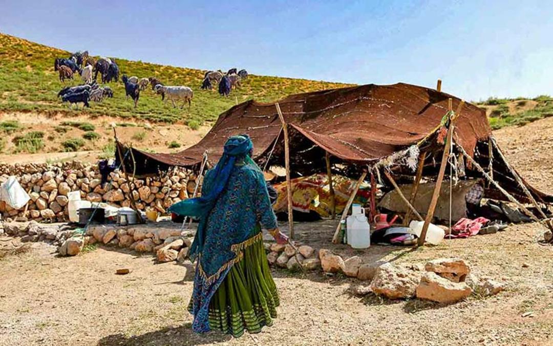 چادر عشایری قشقایی ها، منبع عکس: letsvisitpersia.com، عکاس: نامشخص
