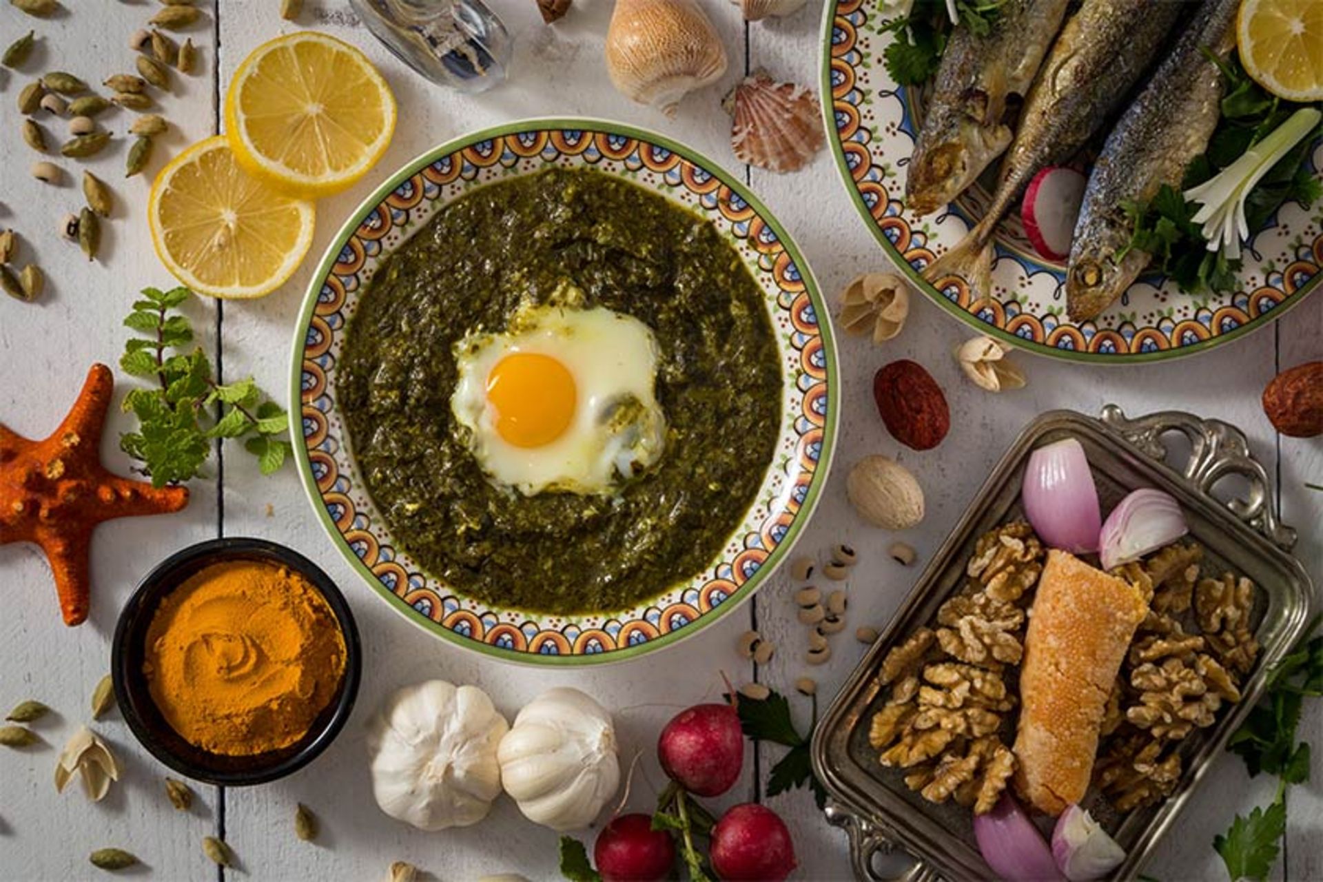 سفره غذاهای گیلانی، منبع عکس: gilakifood.com، عکاس:  Bobak Radbin Studio