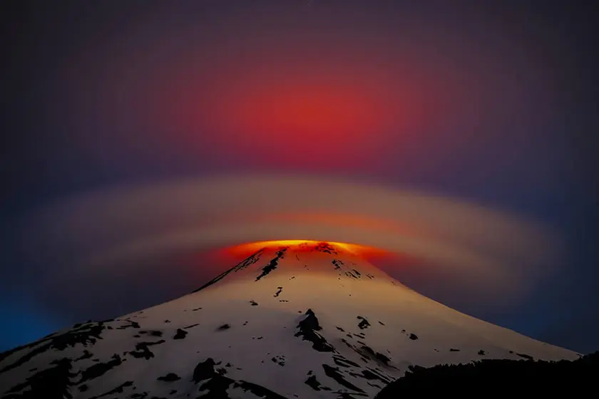 آتشفشان ویلاریکا (Villaricca Volcano)؛ آتشفشان فعال شیلی؛ عکاس: Francisco Negroni