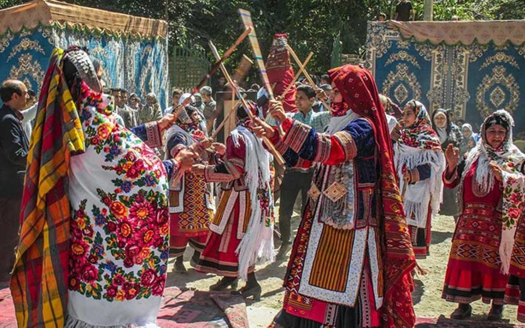مراسم سنتی زنان کلات خراسان، منبع عکس: mftniavaran.com، عکاس: نامشخص