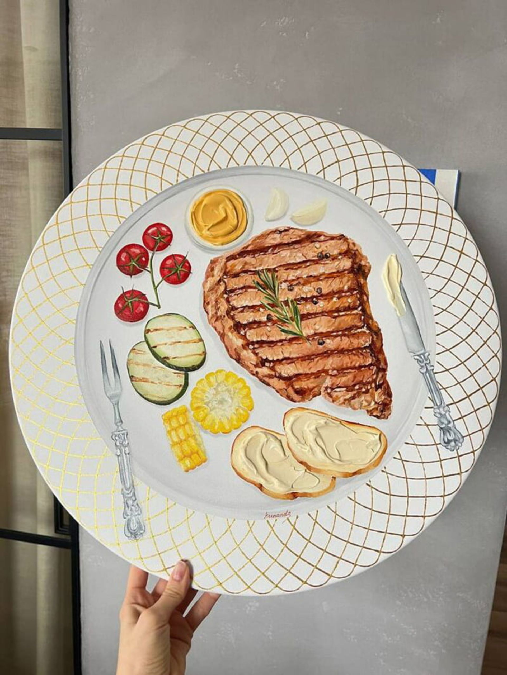 نقاشی خوراک گوشت بر بشقاب