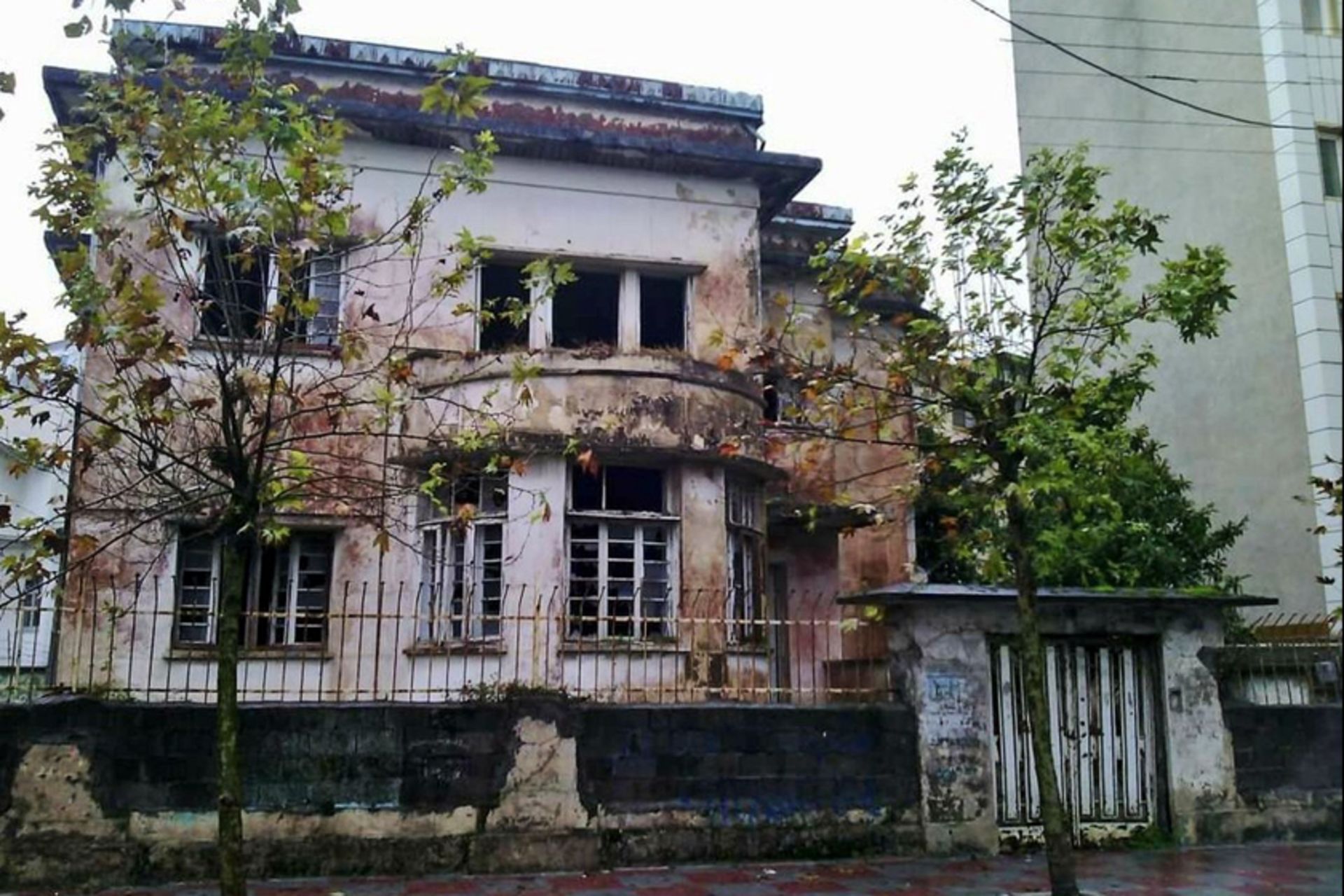 خانه تاریخی دهبان انزلی