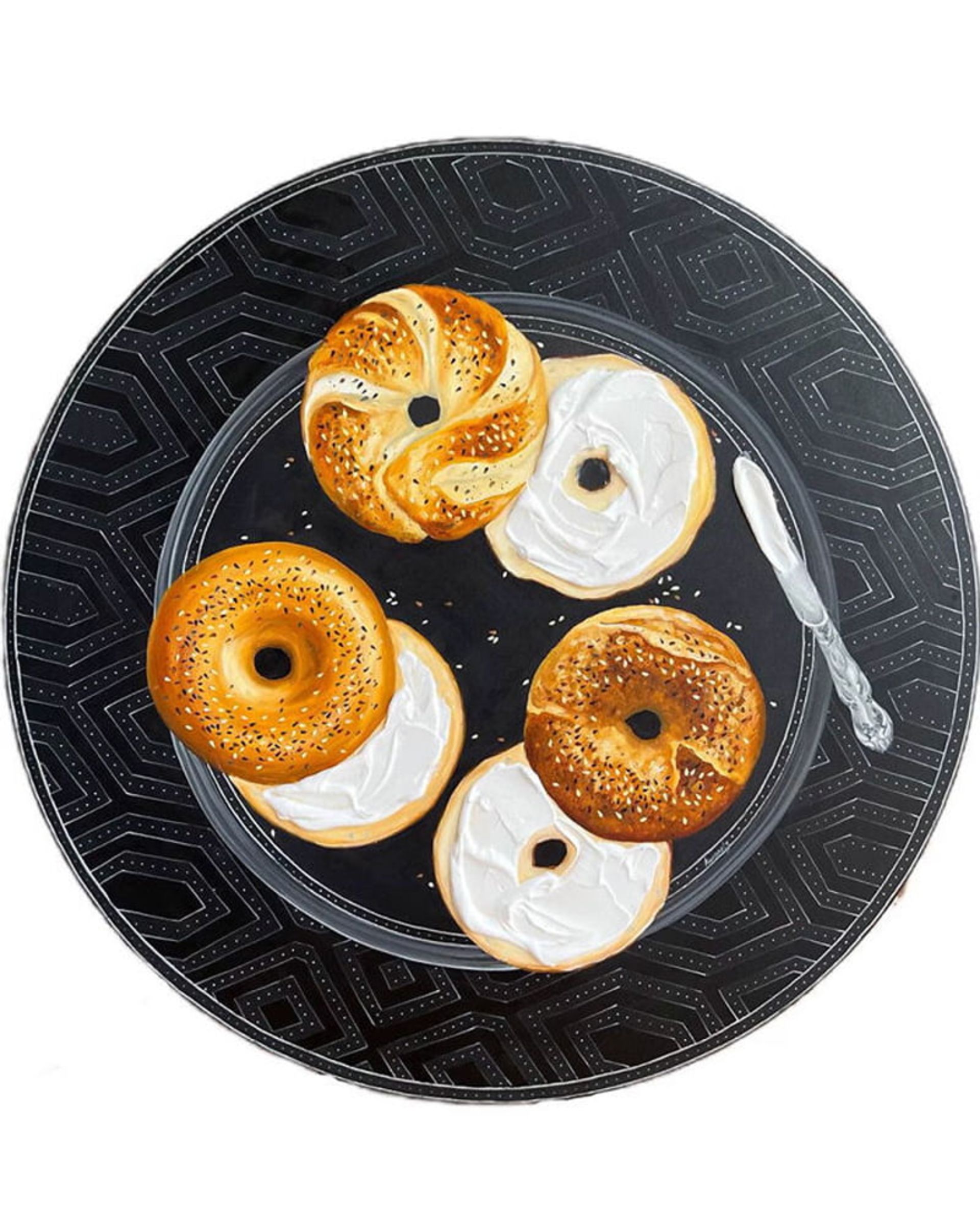 نان های بیگل نقاشی شده در بشقاب