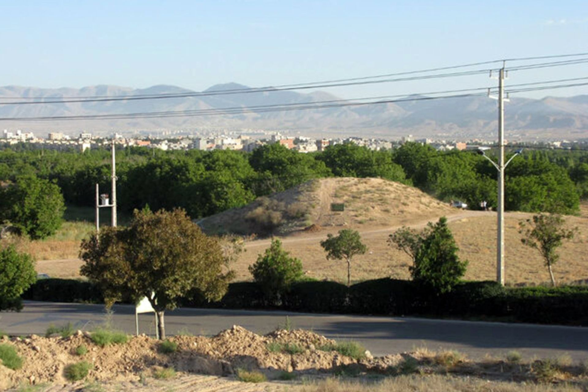 تپه ینگه قلعه