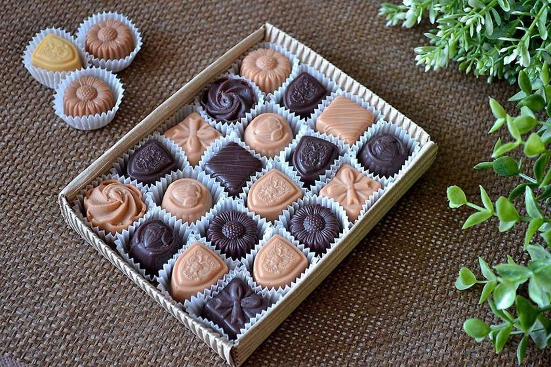 صابون هایی به شکل جعبه شکلات