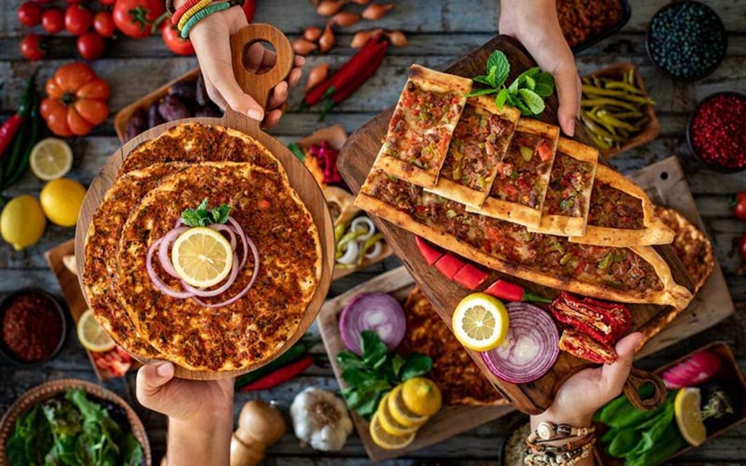 غذاهای ترکی در رستوران استانبول، منبع عکس: 