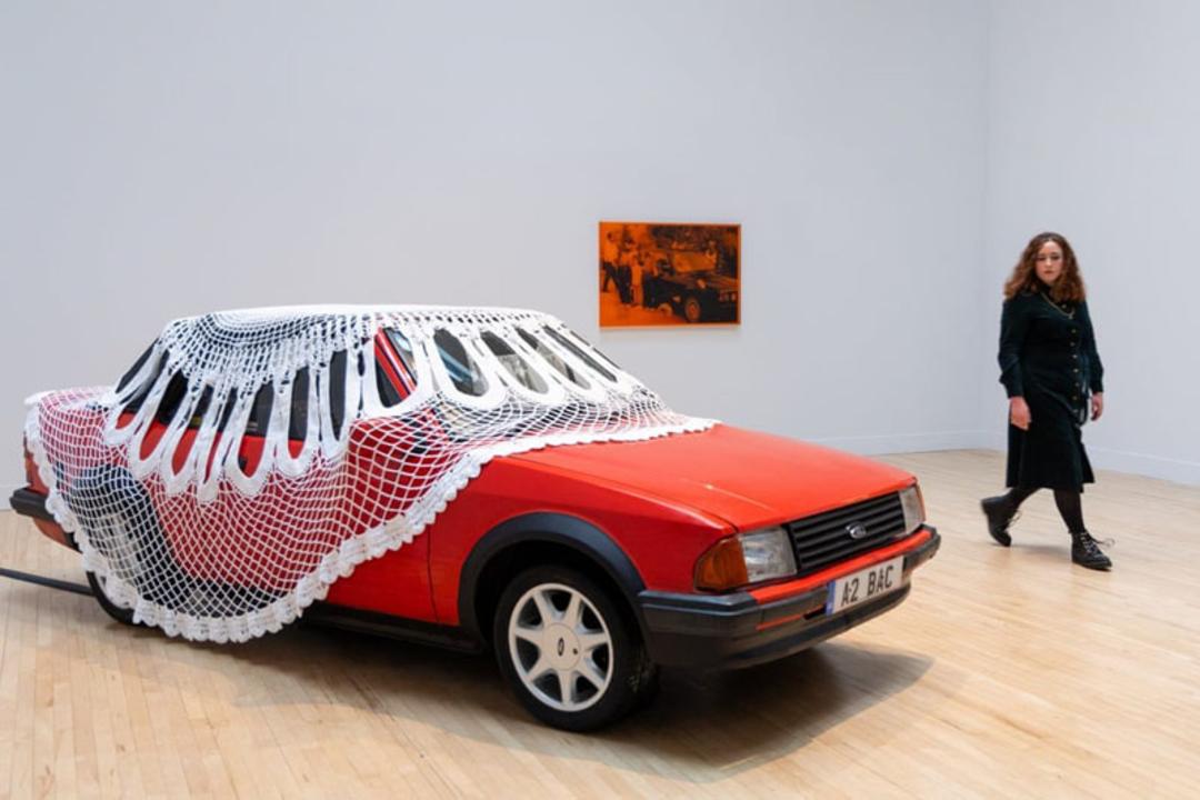 یکی از نامزدهای منتخب هنرهای تجسمی جایزه سالانه ترنر (Turner Prize)، مهمترین جایزه هنری در انگلیس 