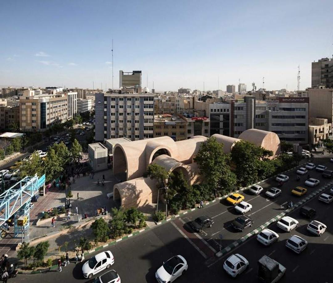شاهکار معماری در ایستگاه مترو جهاد؛ منبع عکس: وب سایت hamshahrionline.ir. عکاس: نامشخص