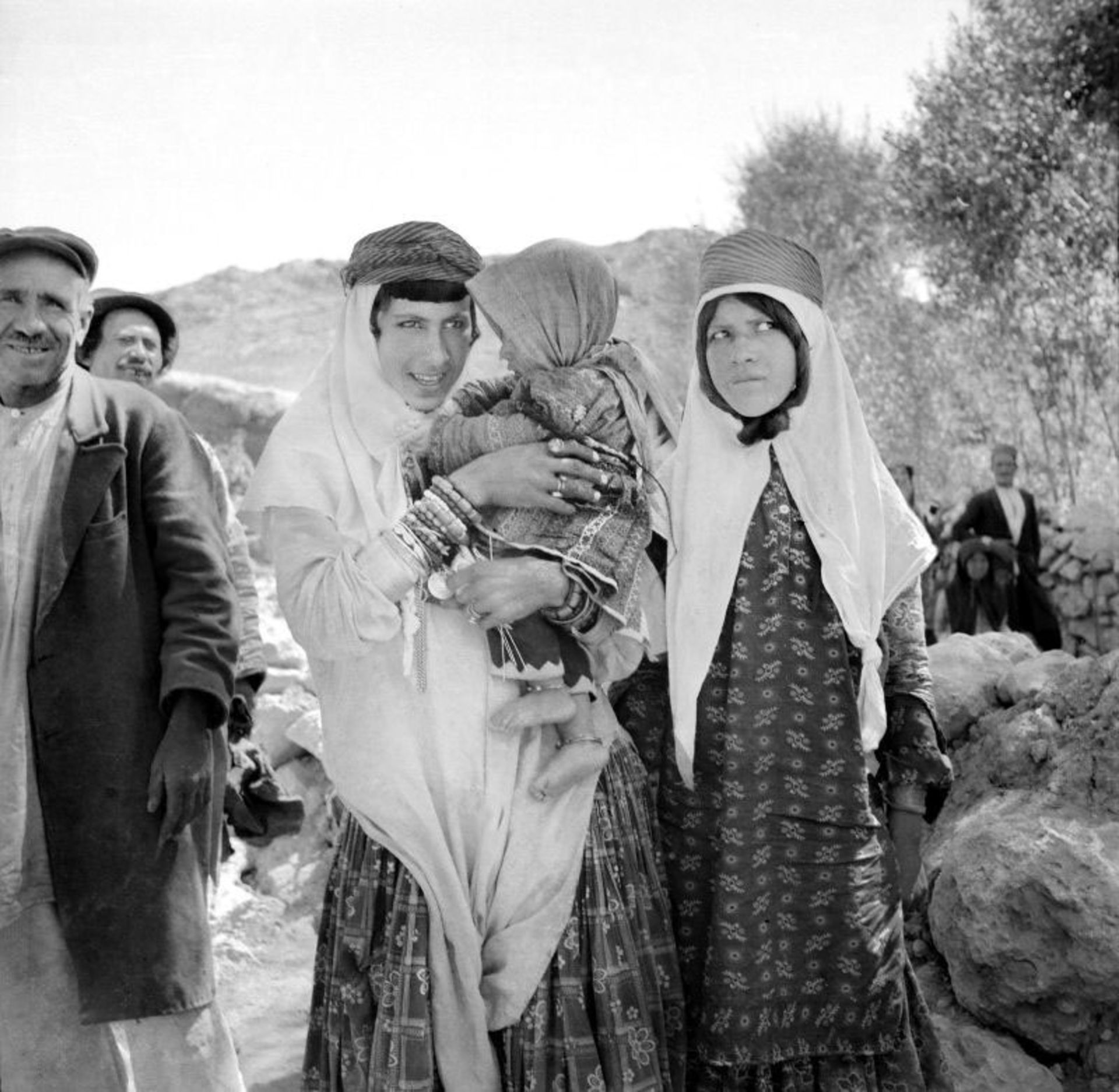 مادر و کودک عشایری در ایران قدیم