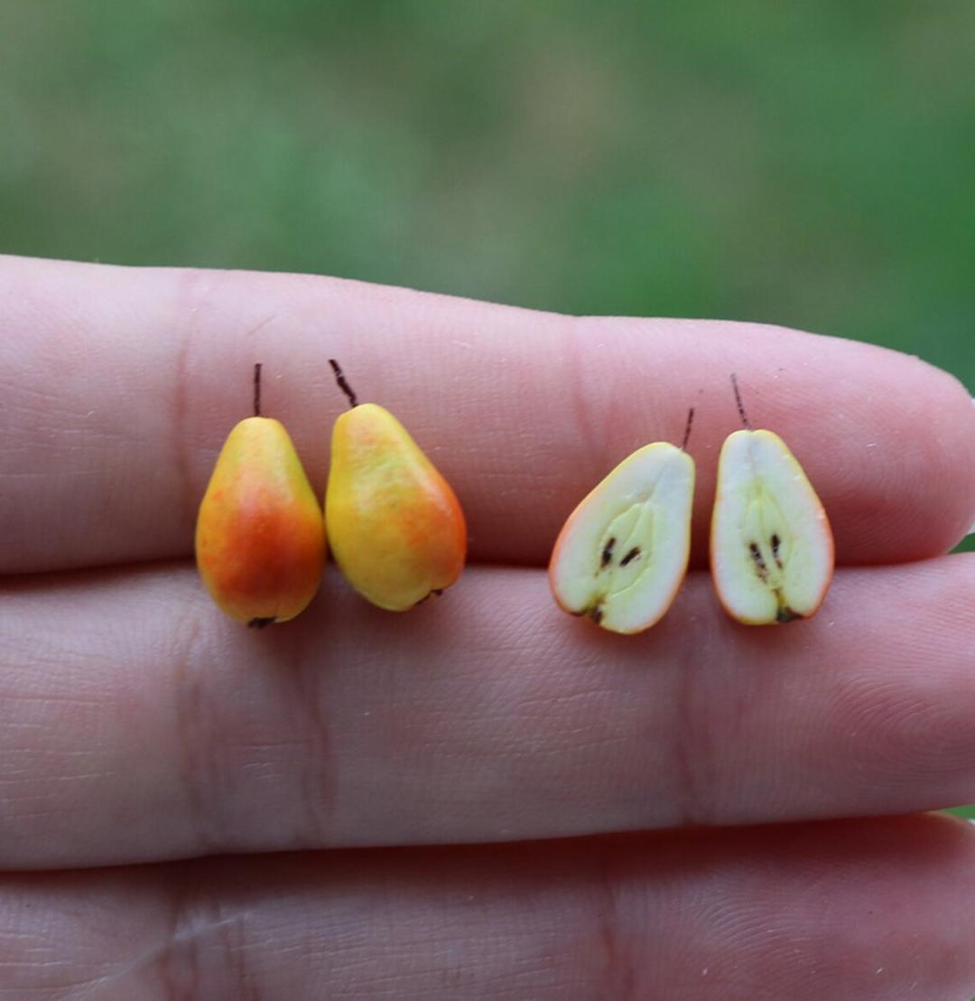 گوشواره میوه ای شبیه گلابی