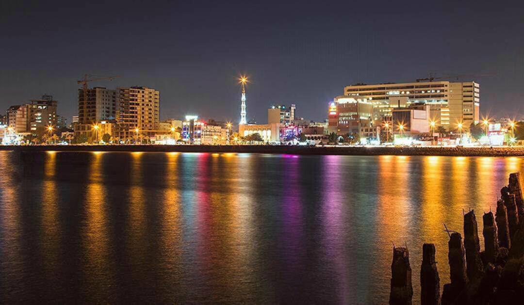 شب های بندرعباس؛ منبع عکس: گوگل مپ؛ عکاس: صدرا حسینی