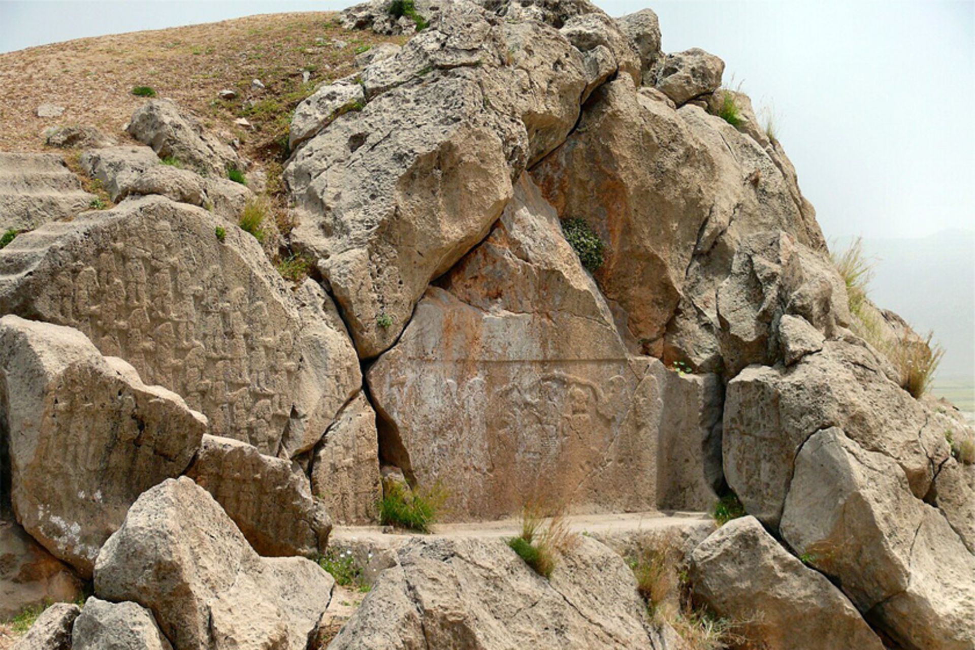 نقش برجسته کورانگون