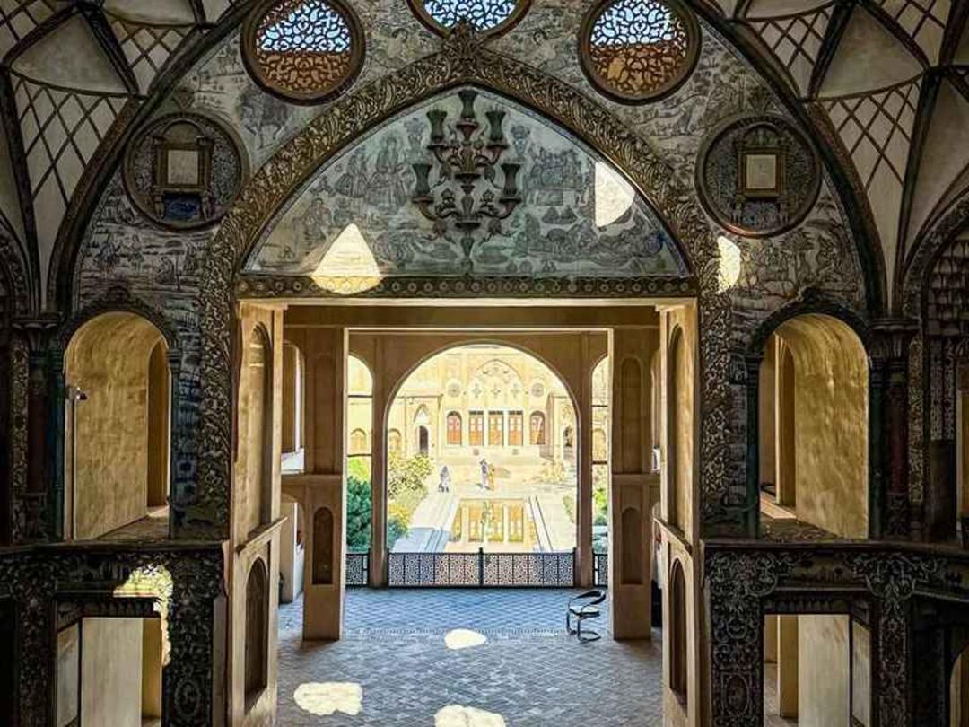 معماری خانه بروجردی ها کاشان، منبع عکس: گوگل مپ، عکاس: امید مقدسی