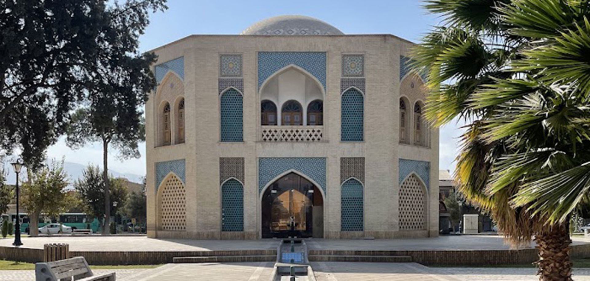 عمارت میدان کمال‌الملک کاشان. عکاس: Alireza Hi