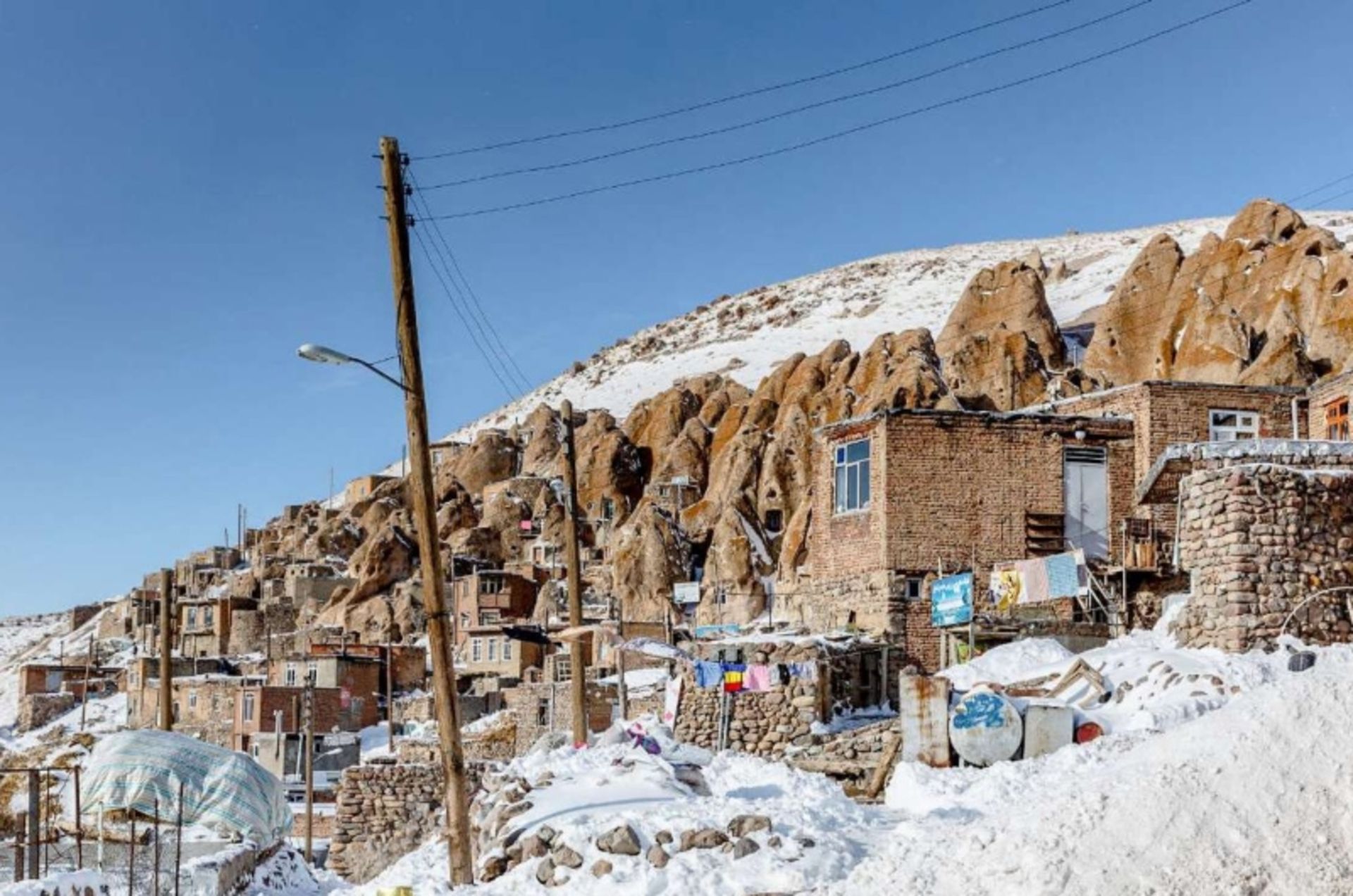تصویر زمستانی روستای کندوان؛ منبع عکس: سایت fa.alalam.ir. عکاس: نامشخص