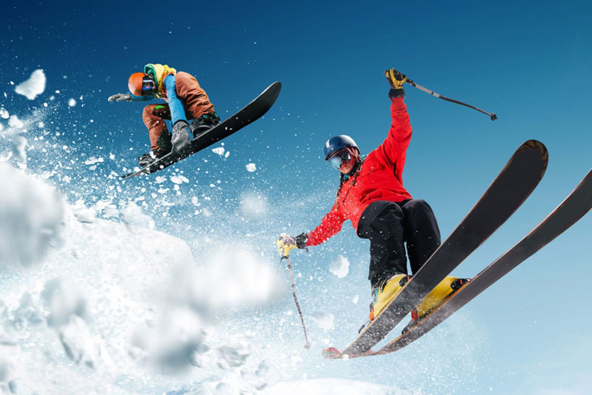 اسکی و اسنوبرد در پیست اسکی؛ منبع عکس: tryaeroski.com؛ عکاس: نامشخص