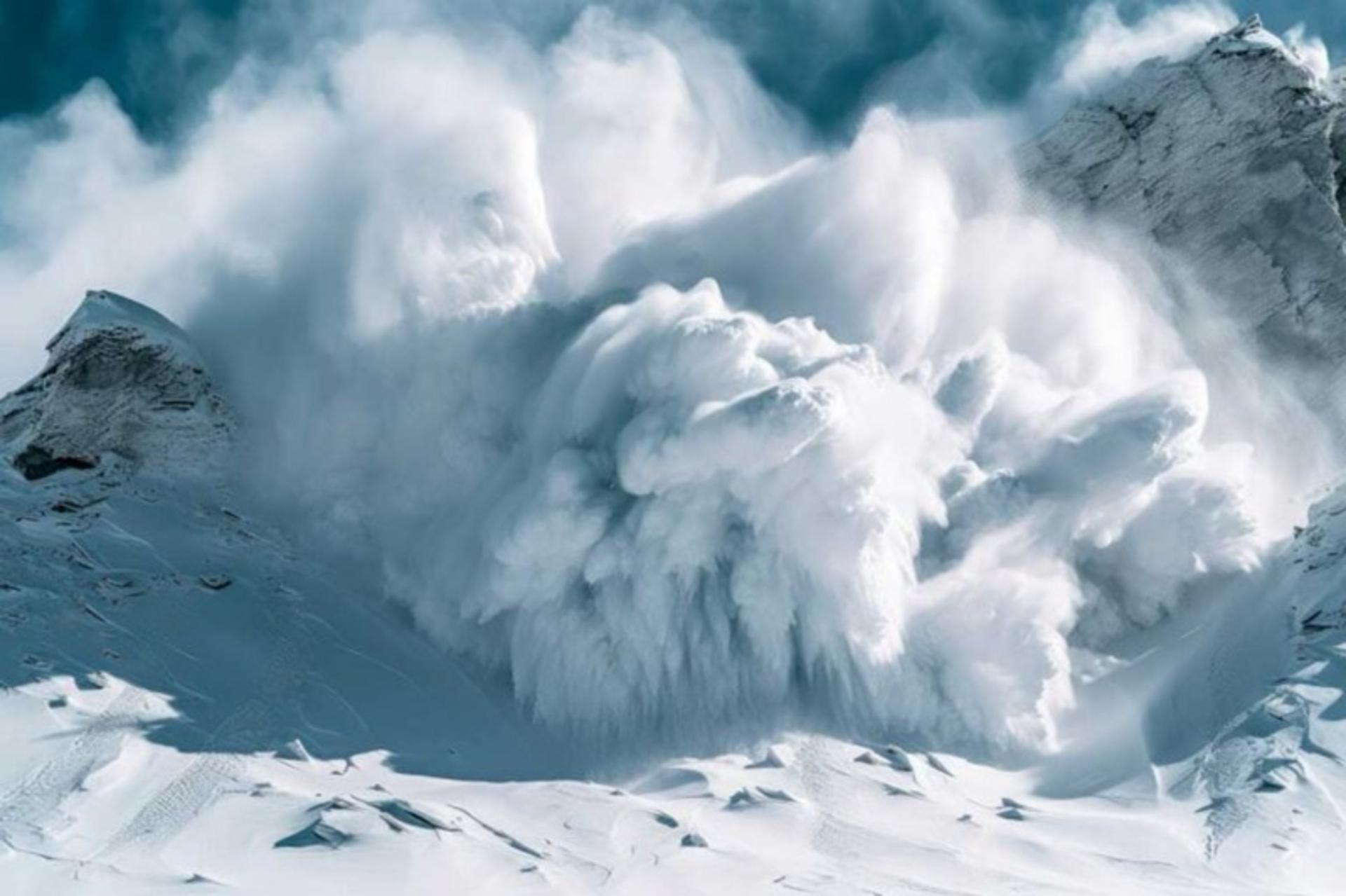 بهمن بسیار بزرگ در حال پیشروی به پایین دست؛ منبع عکس: britishcolumbia.com؛ عکاس: نامشخص