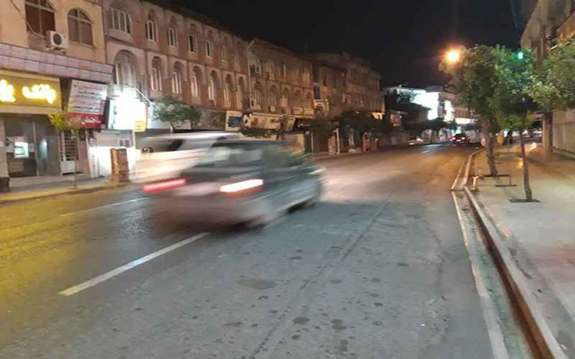 خیابان فرهنگ ساری در شب، منبع عکس: ایرنا، عکاس: نامشخص