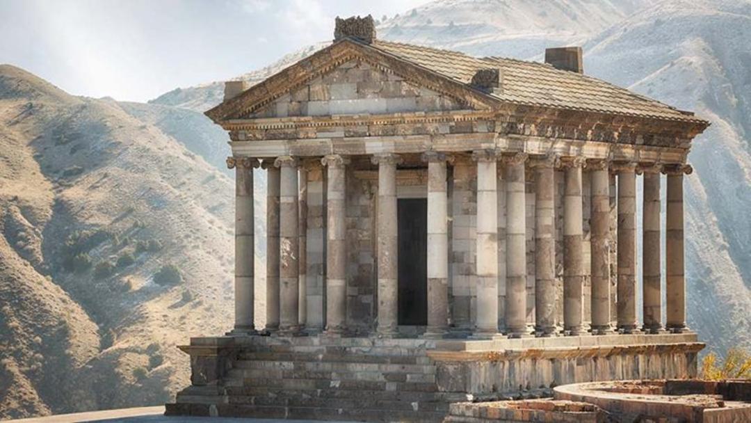 معبد گارنی ارمنستان، منبع عکس: سایت greekcitytimes.com، عکاس: نامشخص