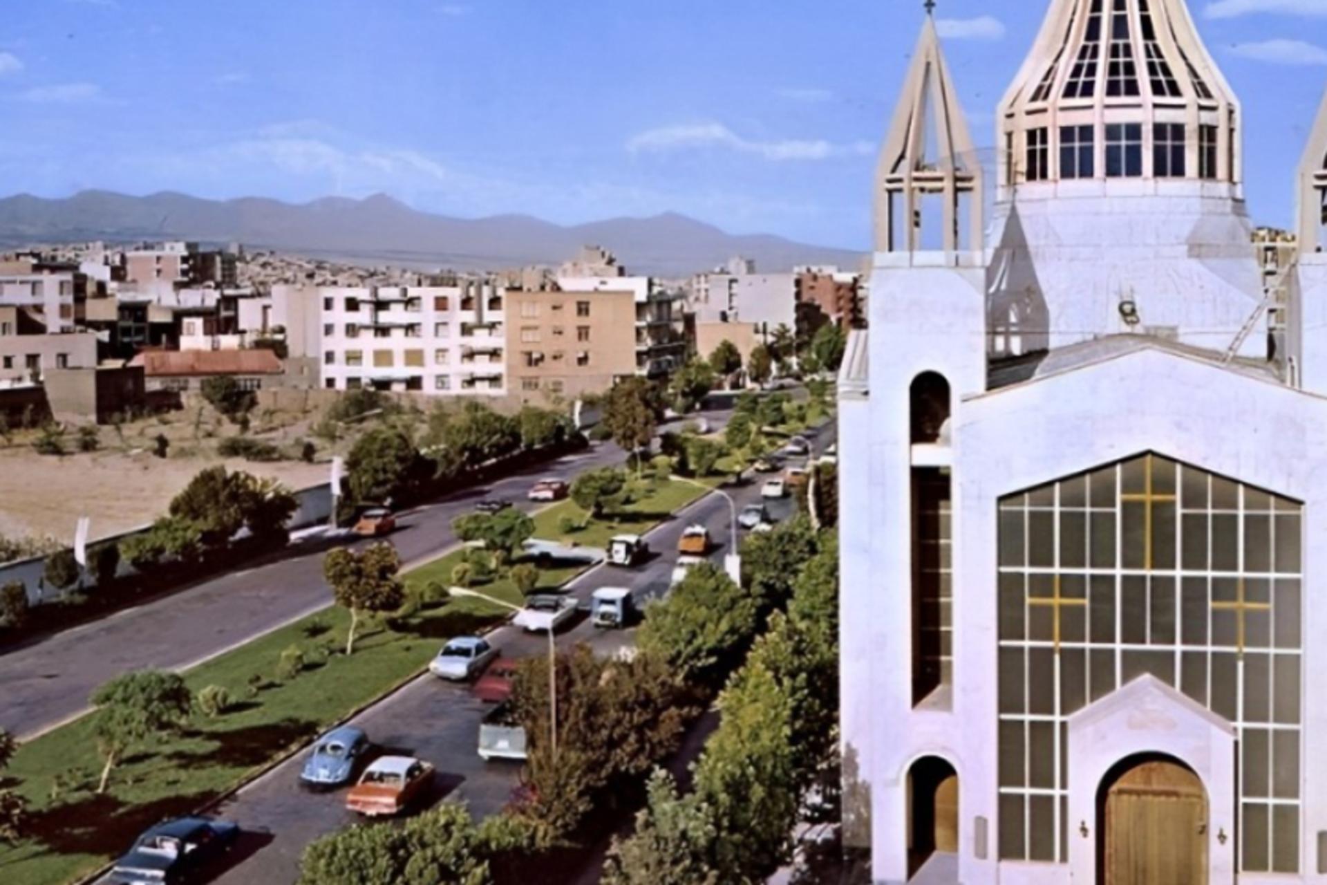 خیابان کریمخان تهران و کلیسا
