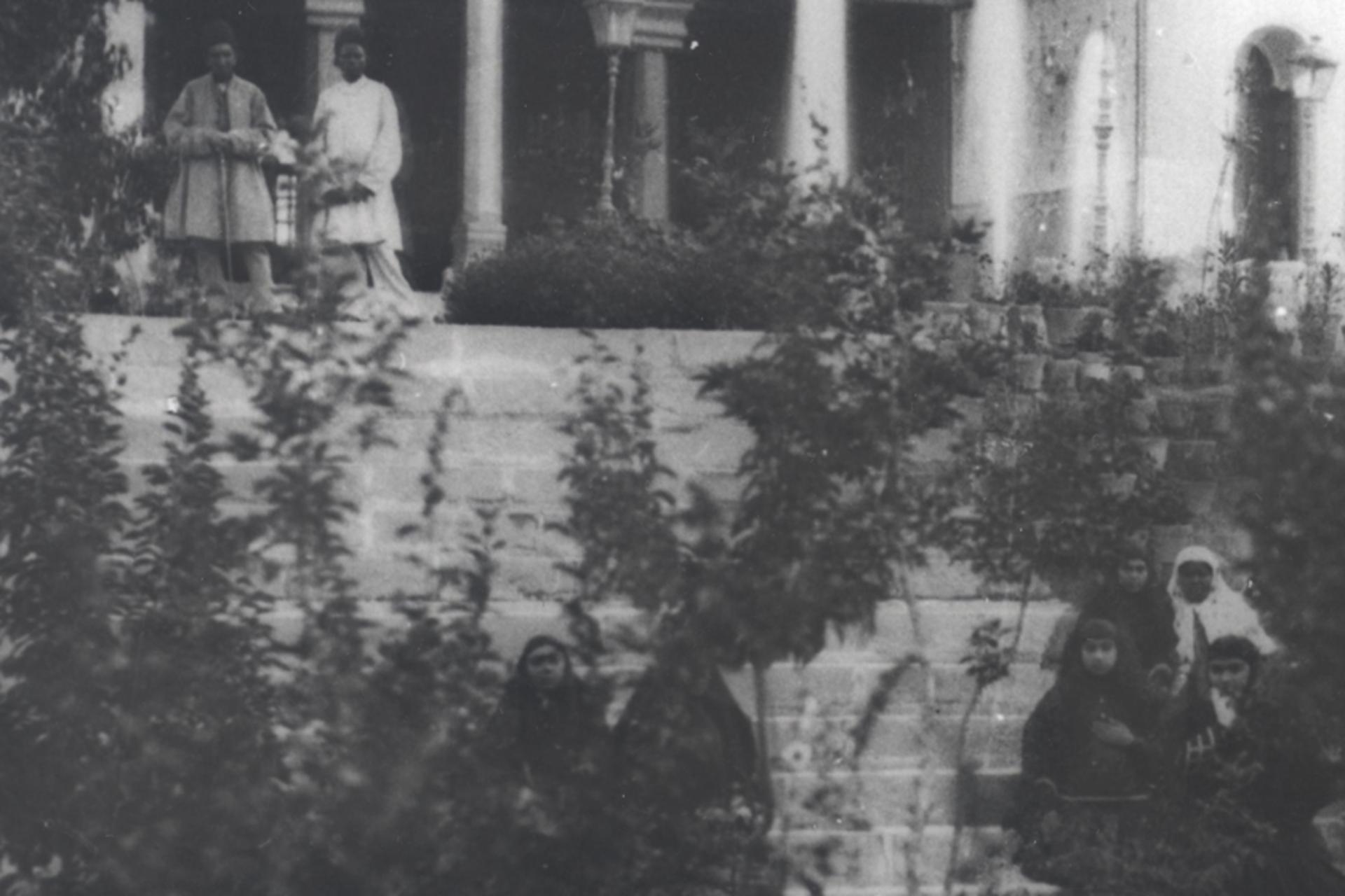 زنان ناصرالدین شاه در کاخ شهرستانک