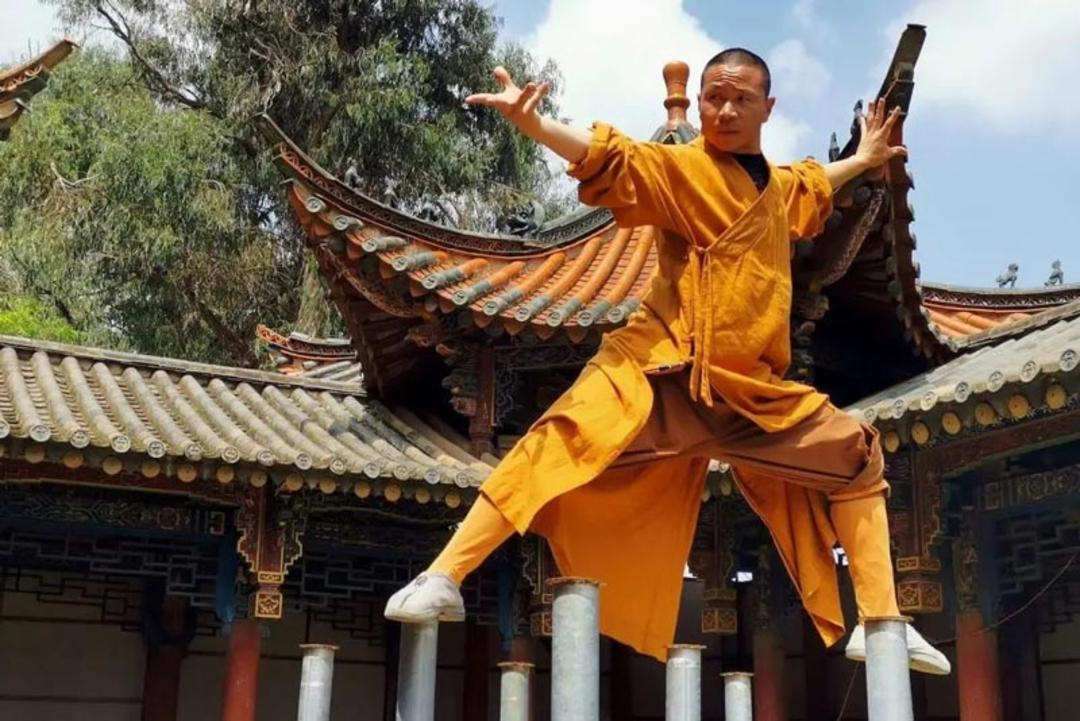 مهارت های رزمی راهبان معبد شائولین؛ منبع عکس: shaolintemple.com؛ عکاس: نامشخص