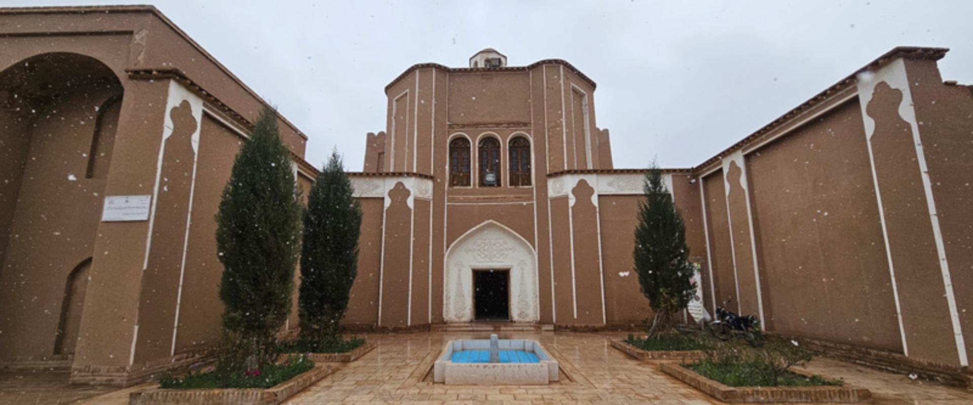 منظره برفی خانه حاج علی آقا. عکس از سیامک معاون