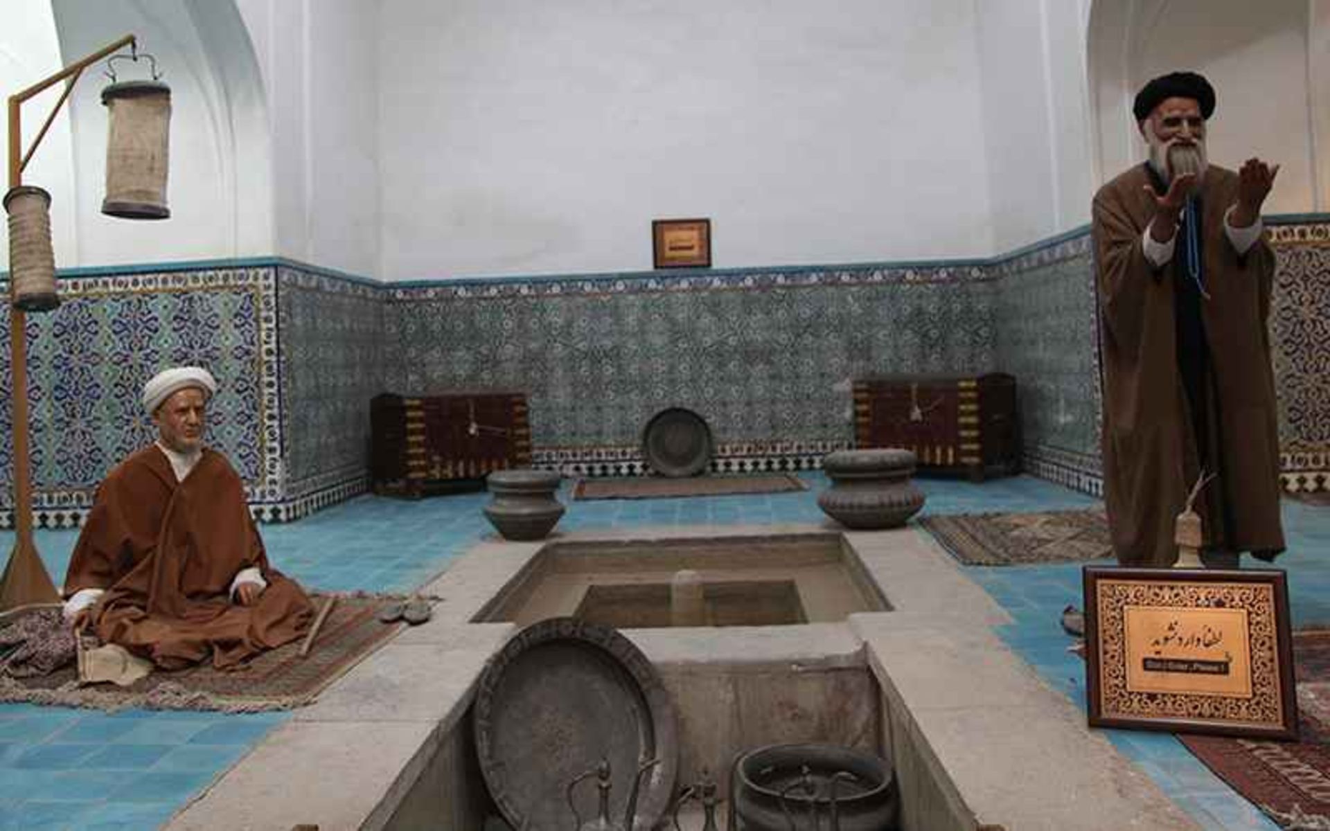 مجسمه های حمام گنجعلی خان، منبع عکس: chtn.ir، عکاس: 