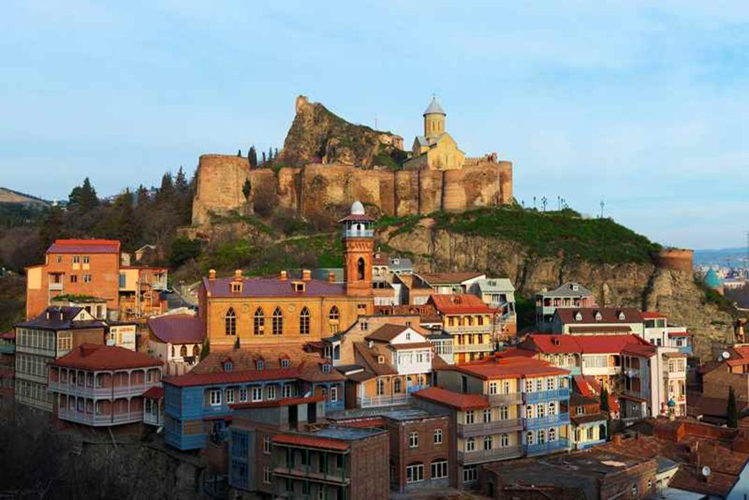 شهر قدیم تفلیس، منبع عکس: سایت nationalgeographic.com، عکاس: ROBERTHARDING 