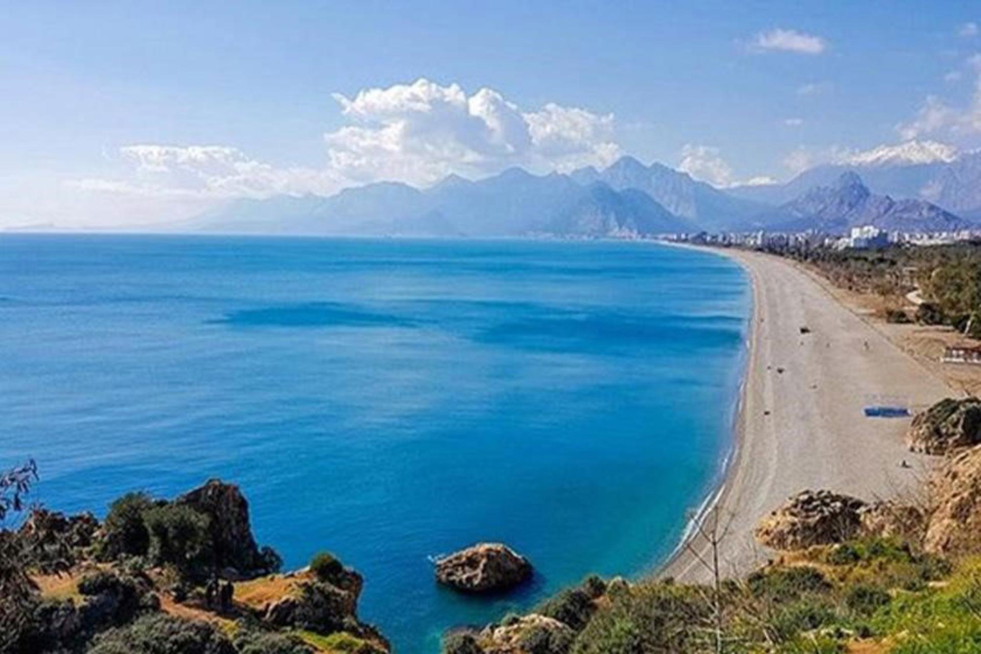 رپورتاژ آنتالیا کجا بریم؟ از سواحل آفتابی تا خریدهای هیجان انگیز!