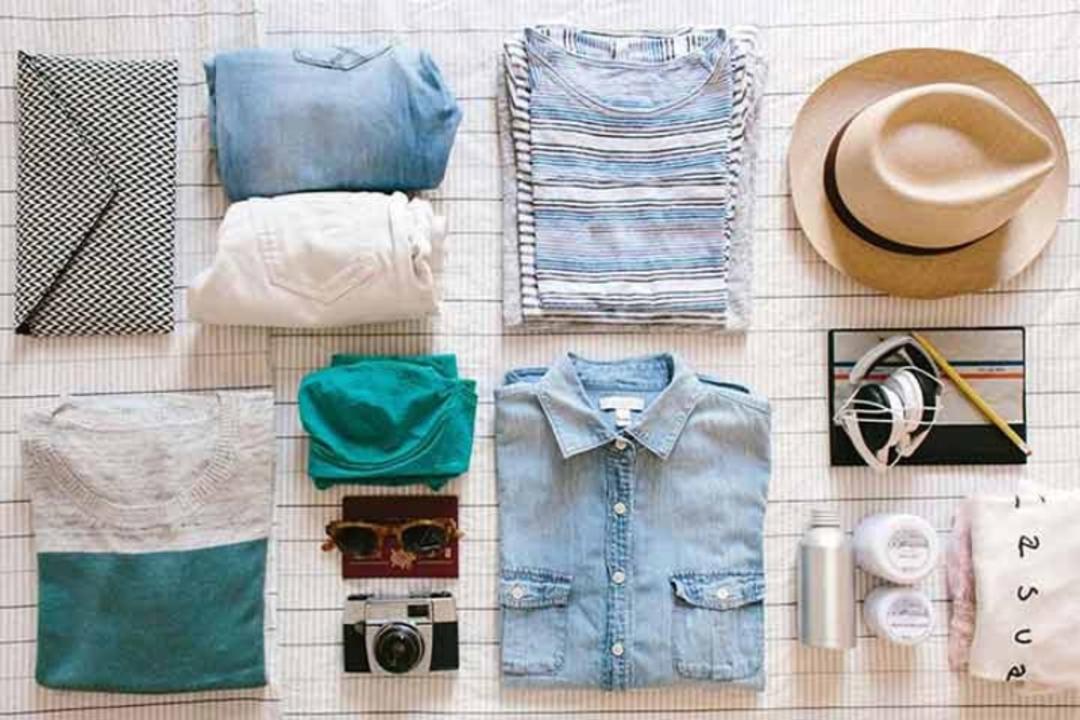 لباس های سبک برای سفر؛ منبع عکس: سایت pinterest.com. عکاس: نامشخص