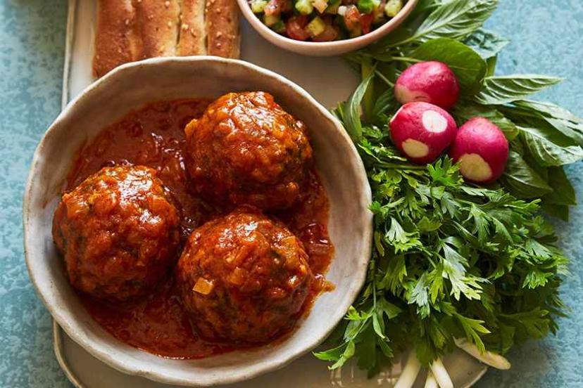 کوفته نخودچی با سبزی خوردن، منبع عکس: cookingwithzahra.com، عکاس: نامشخص