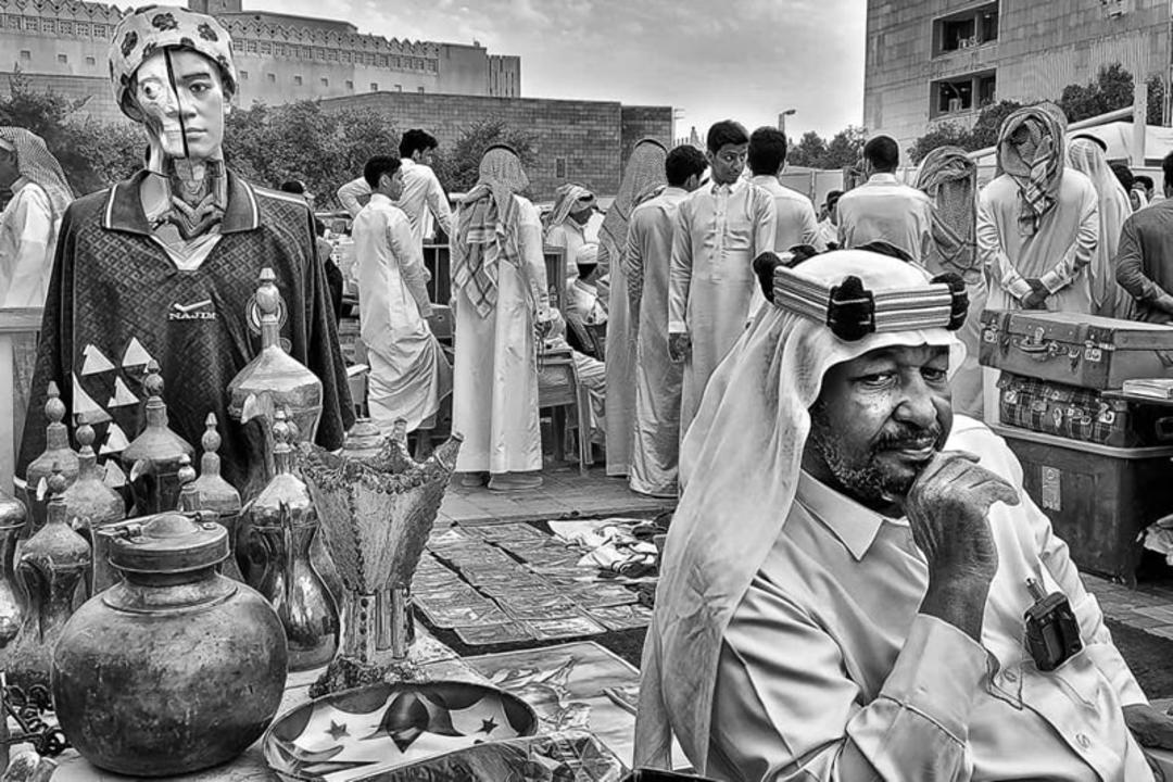 مرد فروشنده عرب