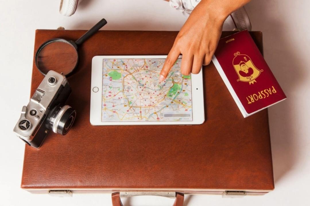 مدارک مورد نیاز  سفر زمینی؛ منبع عکس: mstiran.com. عکاس: نامشخص