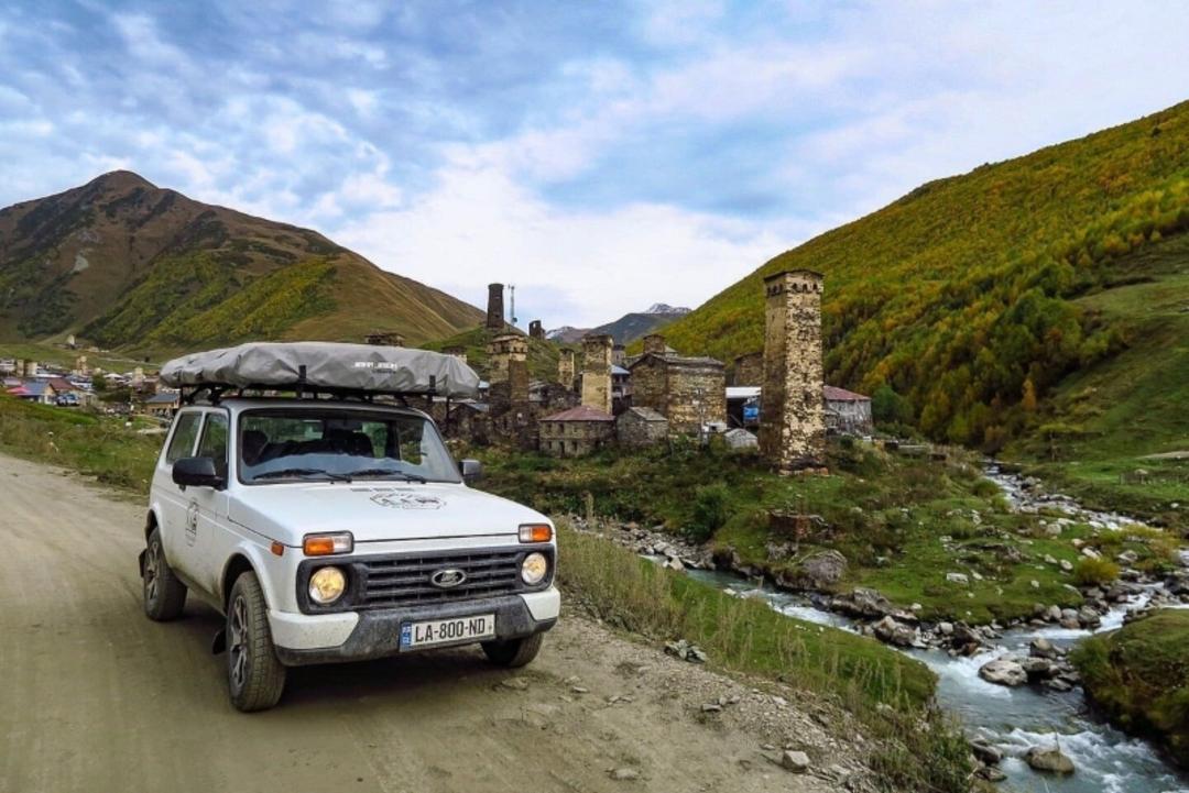 سفر به گرجستان با خودروی شخصی؛ منبع عکس: سایت tripadvisor.com. عکاس: نامشخص