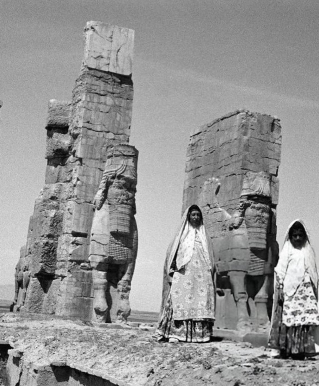 عشایر در تخت جمشید