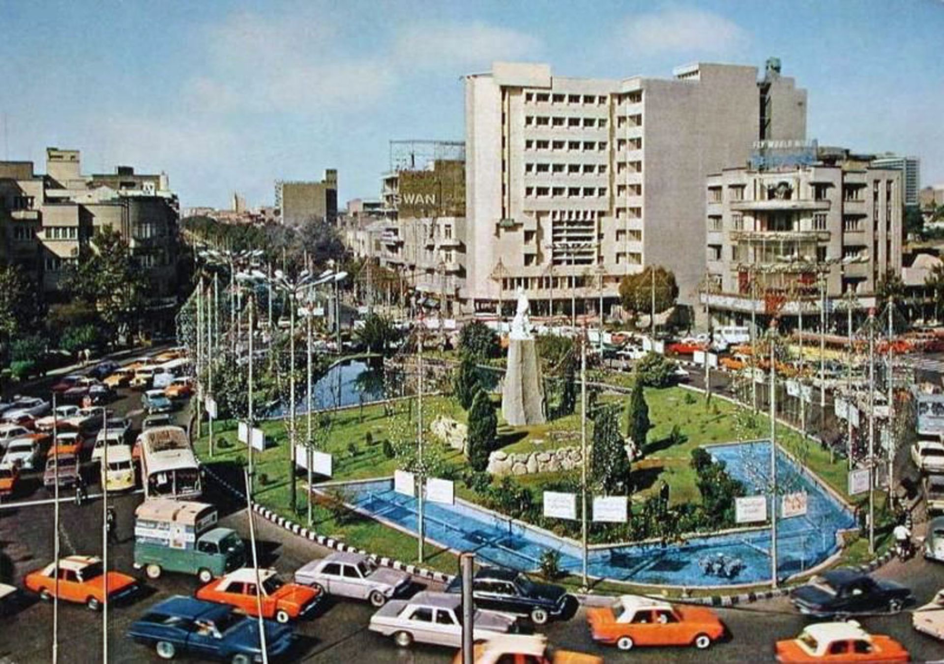 عکس تاریخی میدان فردوسی تهران