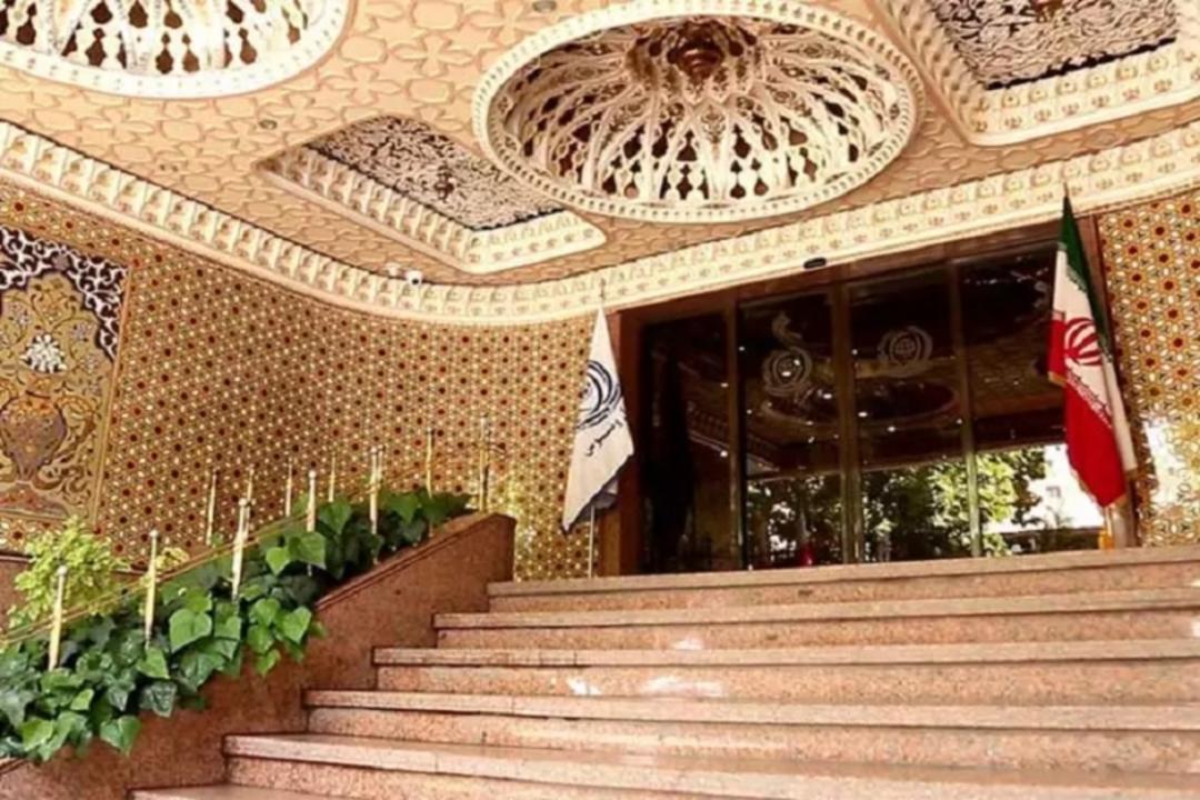 ورودی هتل ونوس