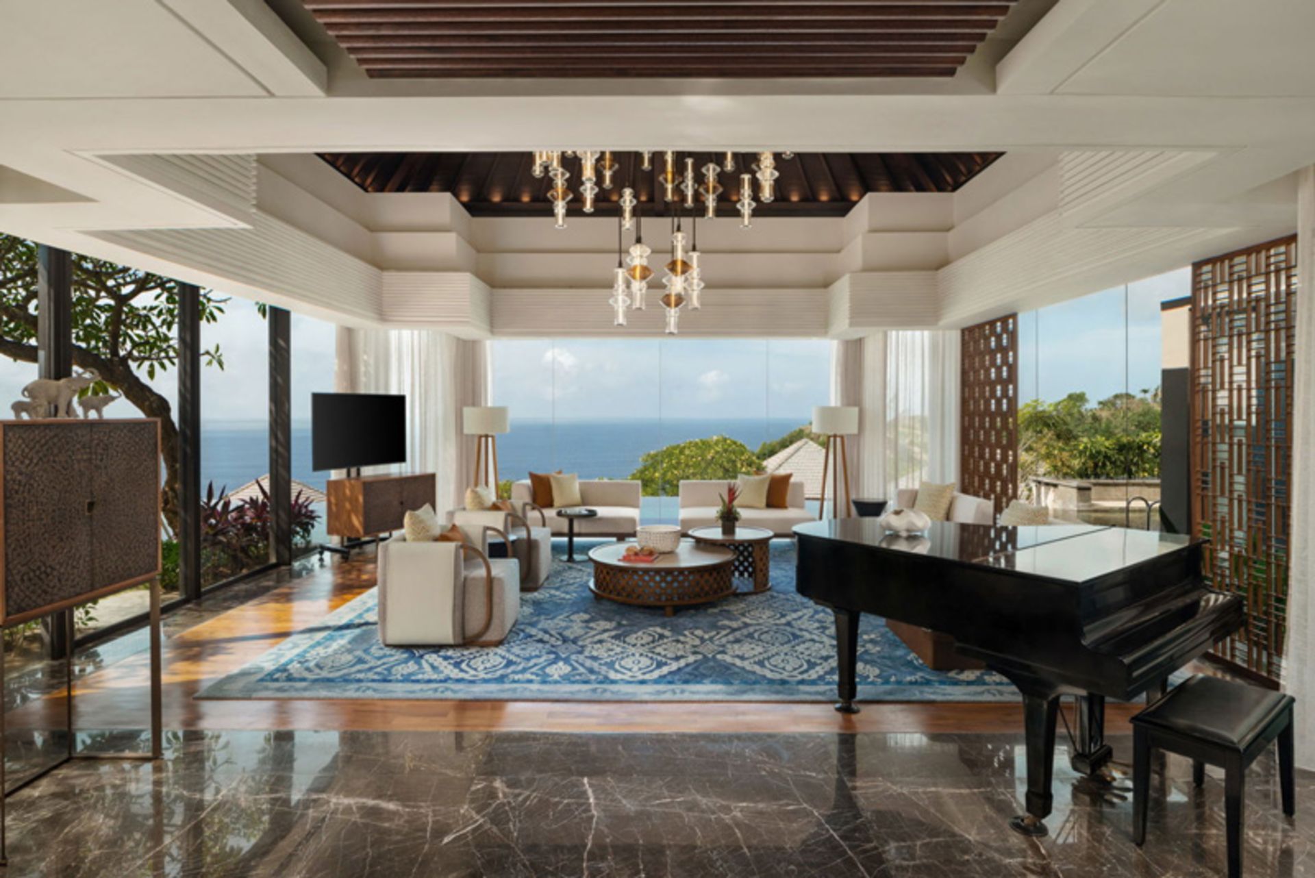 سوئیت مجلل در هتل اومانا در بالی