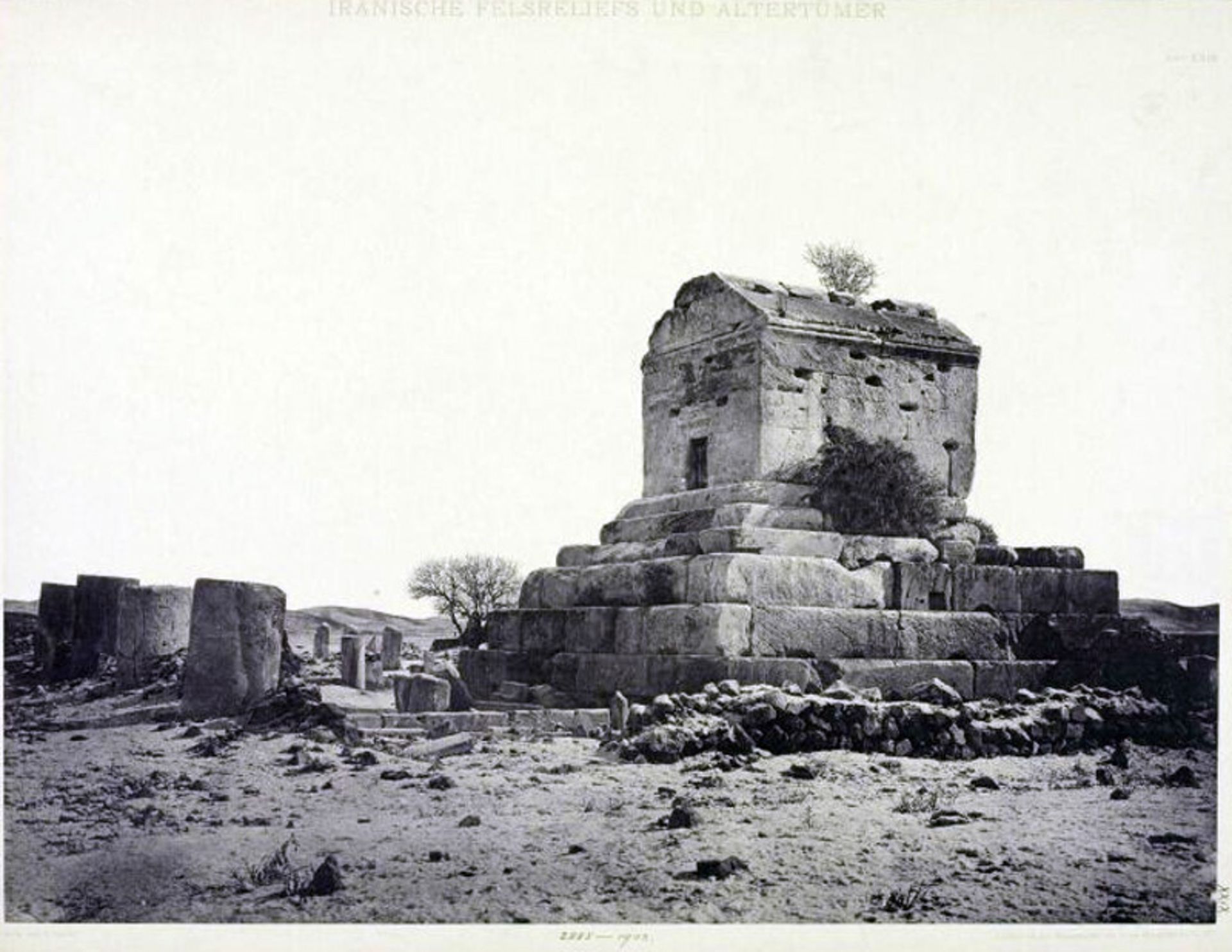 قدیمی‌ترین عکس مقبره کوروش