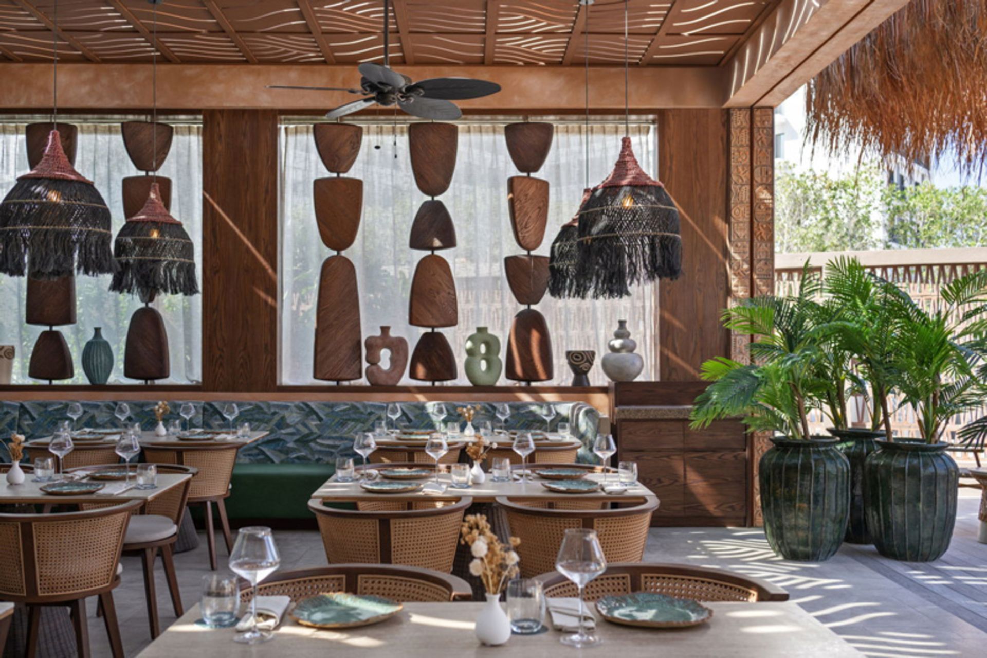 فضای اختصاصی رستوران کایمانا دبی