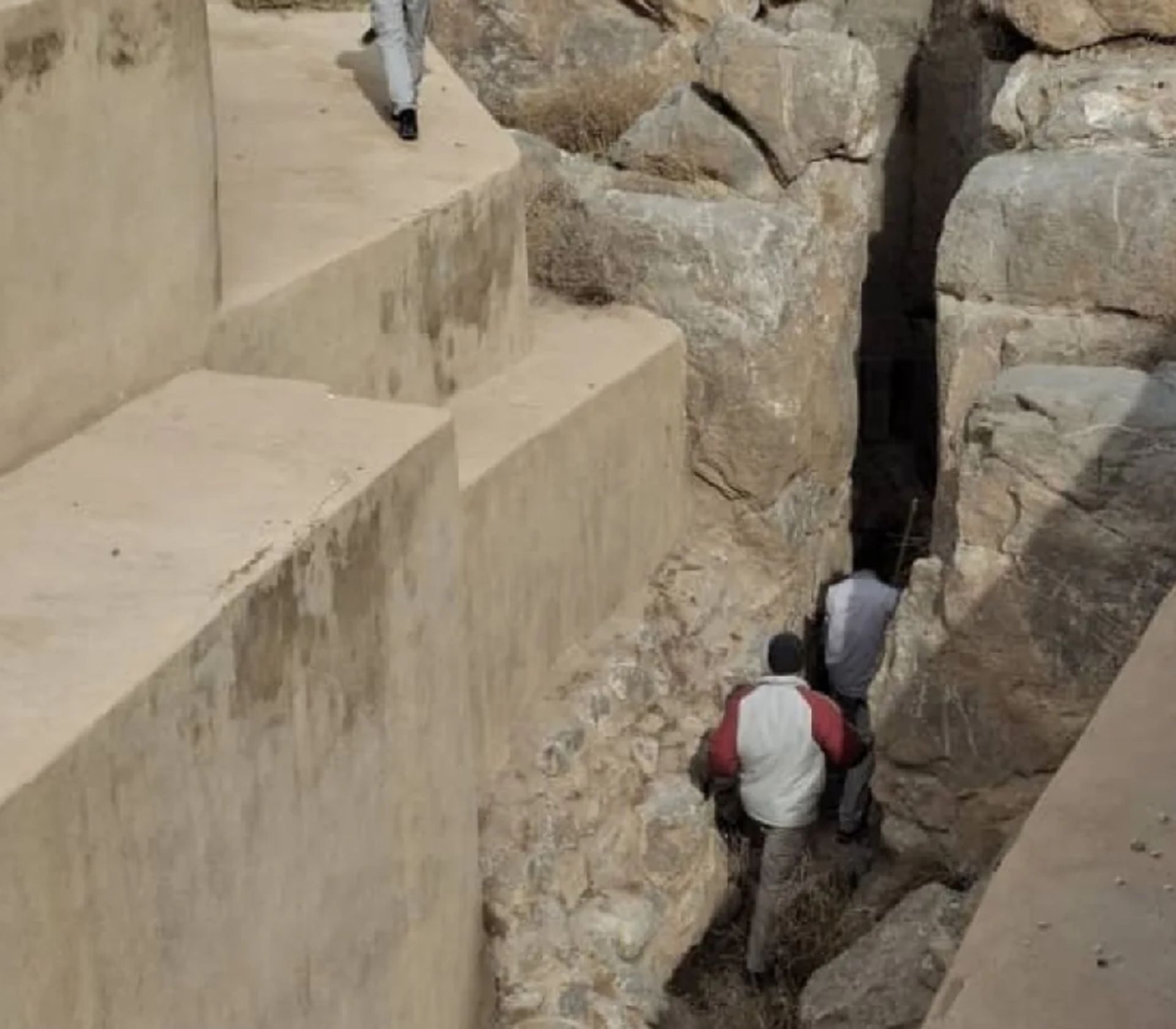 اقدامات محافظتی از تخت جمشید