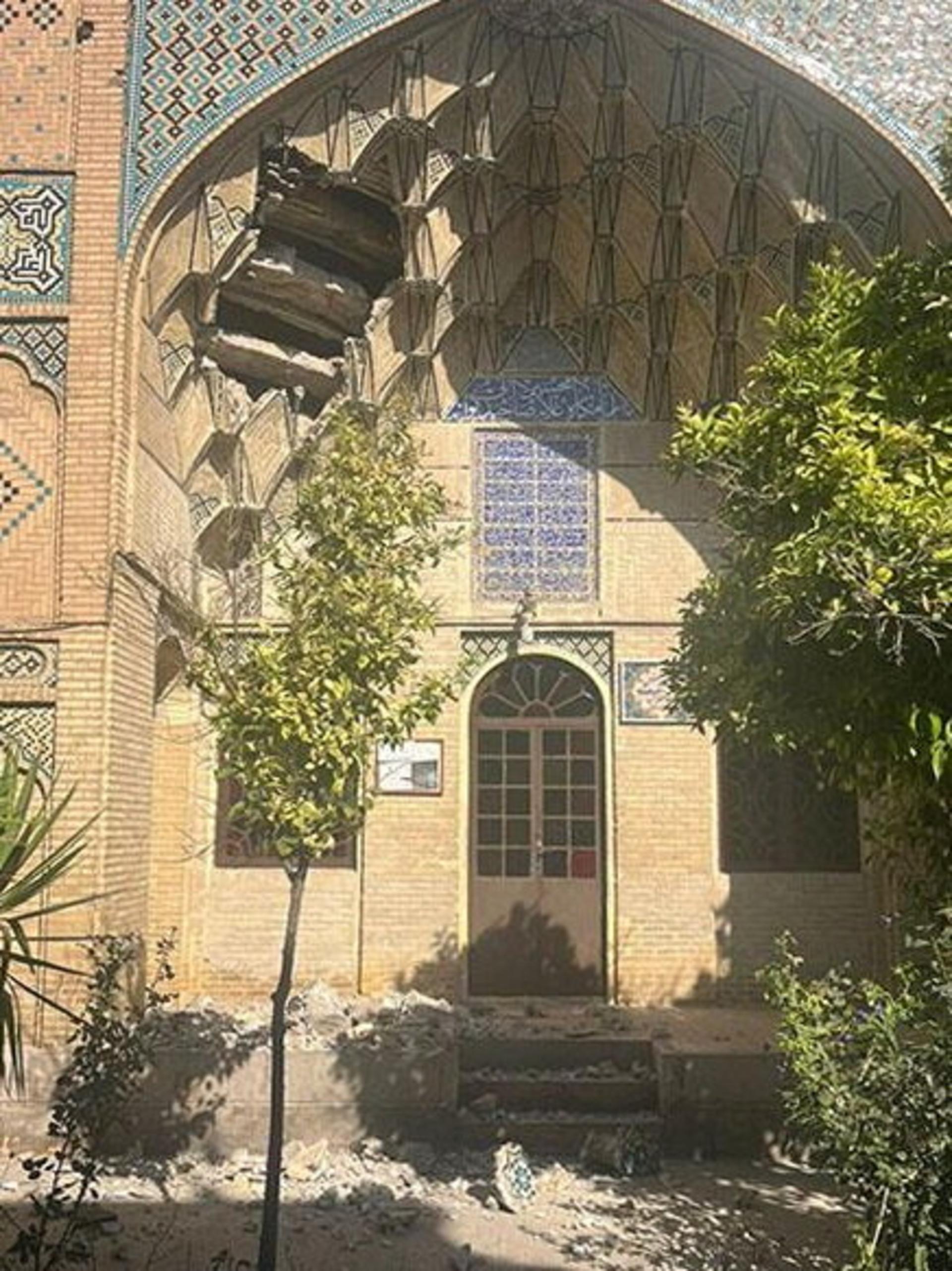 مقرنس‌های حافظیه 