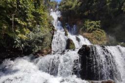 طبیعت آبشار لندی